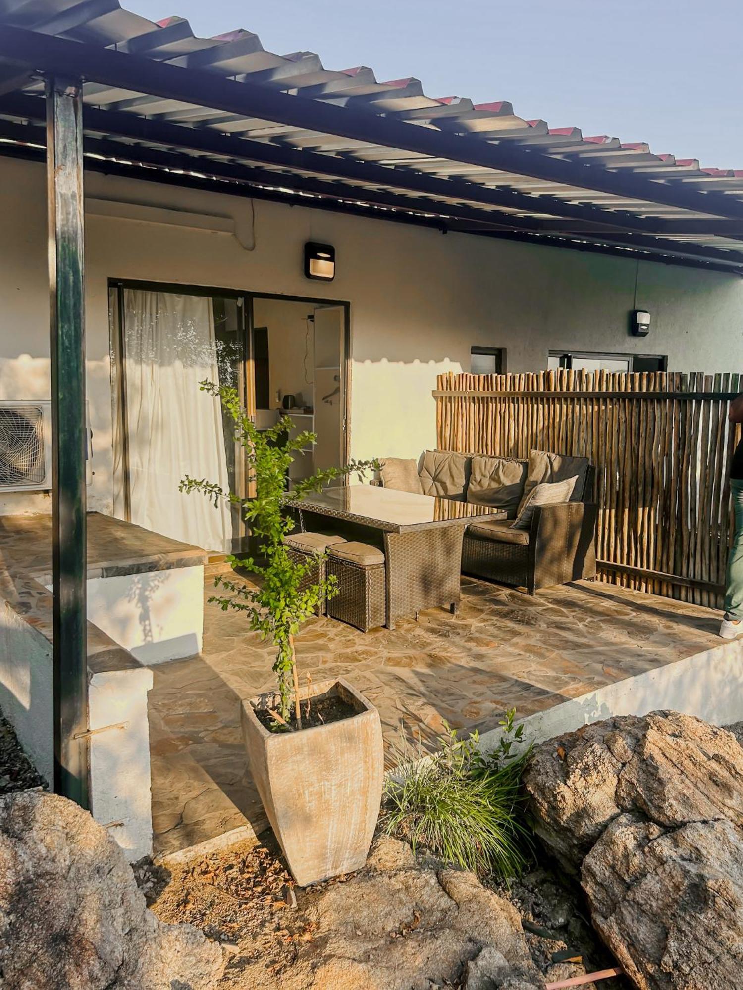 View Inn Exclusive Lodge Mbombela Bagian luar foto
