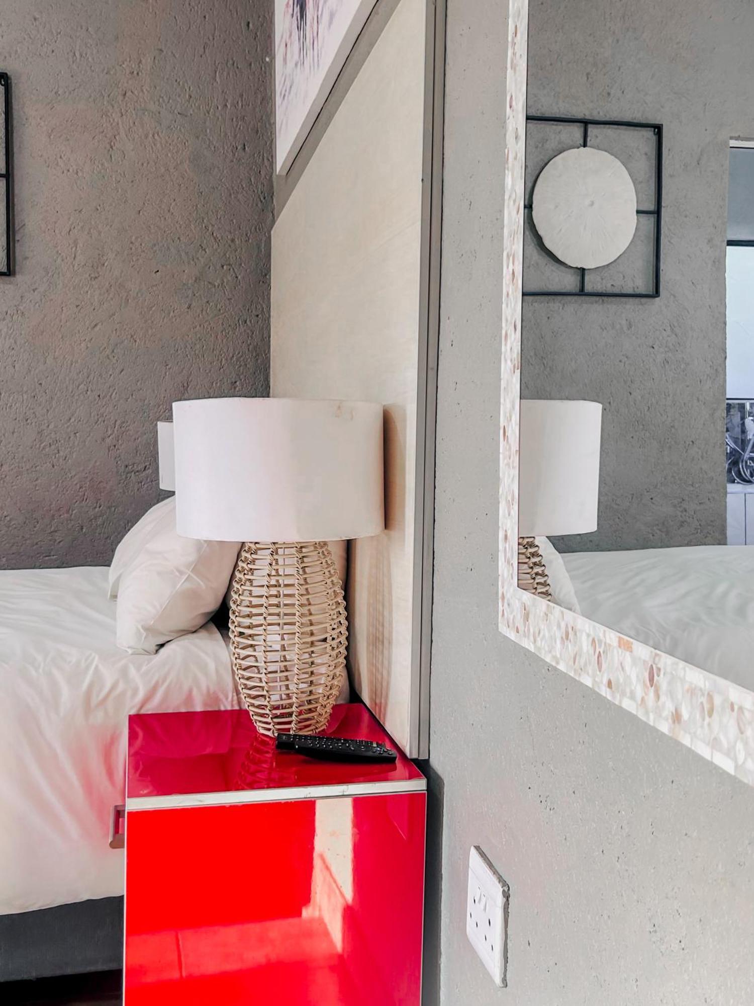 View Inn Exclusive Lodge Mbombela Bagian luar foto